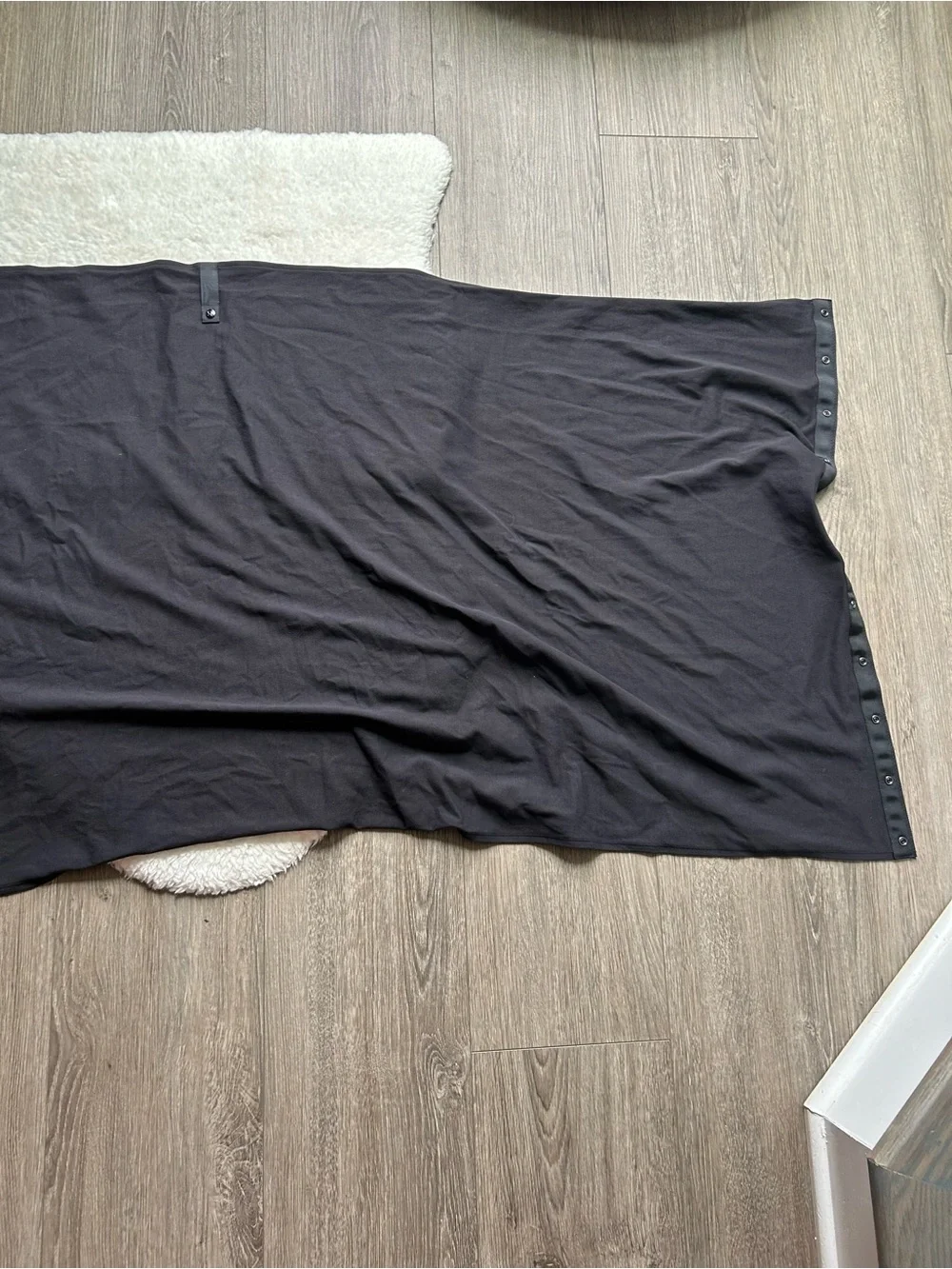 Lululemon Black Snap Scarf